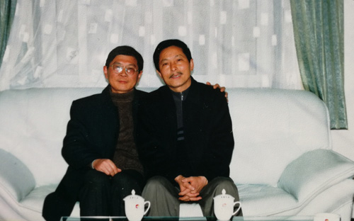 1527764302522430.jpg jpg与曹江城合影.jpg