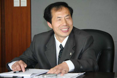 1541136547546357.jpg 陈勇.jpg