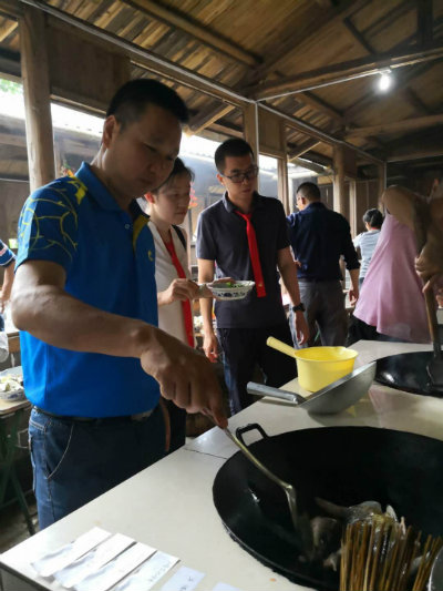 1573774565794468.jpg 给团队做饭++.jpg