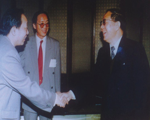 1508253262597593.jpg 宋健和李德仁合影.jpg