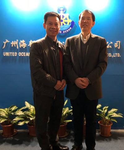 1546498037302660.jpg 书记与马.jpg