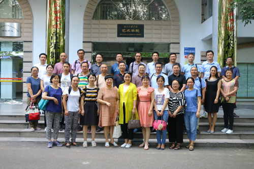 1537404230570988.jpg 合影.jpg+1.jpg