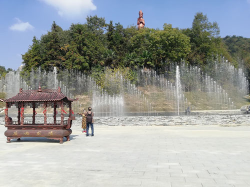 1540383951398309.jpg 木兰像+.jpg