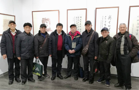 1588221153414106.jpg 读书会成员留影.jpg