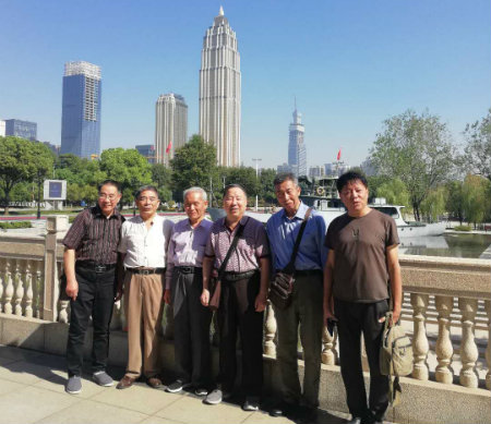 1588221195472140.jpg 共享春光.jpg