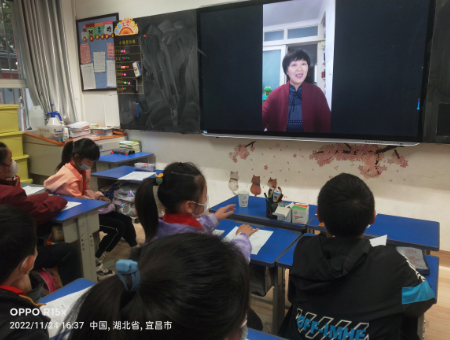 1669353325267510.jpg 北京儿童文学作家张菱儿老师连线宜.jpg