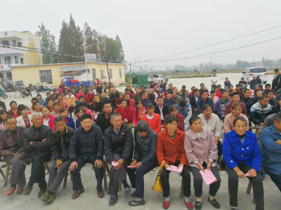 1571047749239663.jpg 培训群众++.jpg