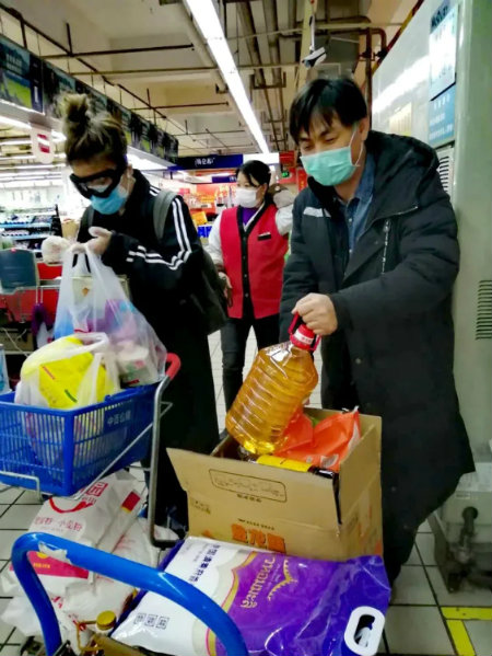 1582462122139988.jpg 郑卫东+.jpg