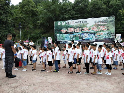 1531473807836305.jpg .jpg没穿军装的学生.jpg