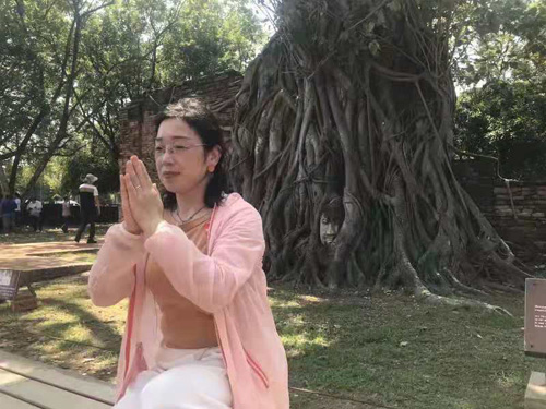 1540559934768706.jpg 打坐.jpg
