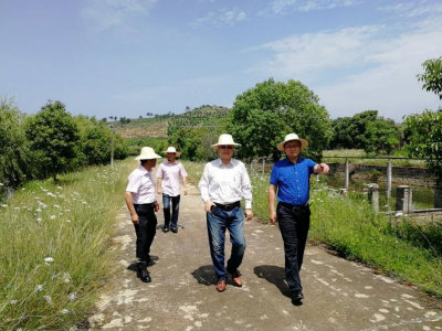 1576789086663511.jpg 图片4农业园考察++.jpg