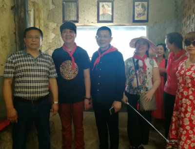 1559484713407489.jpg 红色教育基地留影+.jpg
