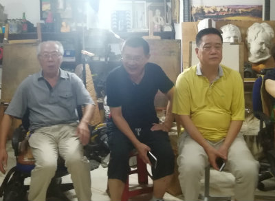 1568561870702085.jpg 胡润保、徐基建、梁农留影+.jpg