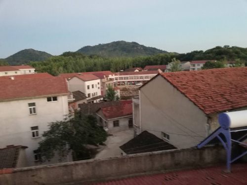 1534792831701260.jpg 湾上房子.jpg