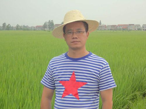1538801236458270.jpg 周镇明近照.jpg