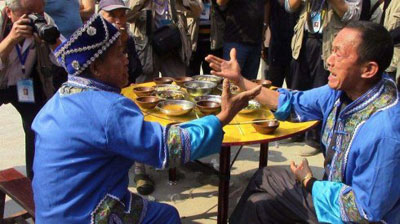 1549349828834100.jpg 划拳.jpg