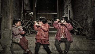 1557457736189124.gif 三孩吃饭.gif