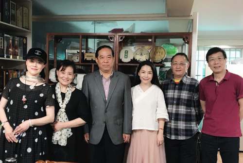 1527937439857896.jpg .jpg左3为刘永泽.jpg