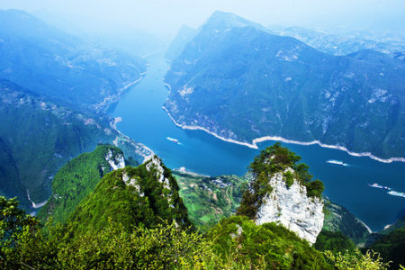 1585816802925878.jpg 长江图片++.jpg